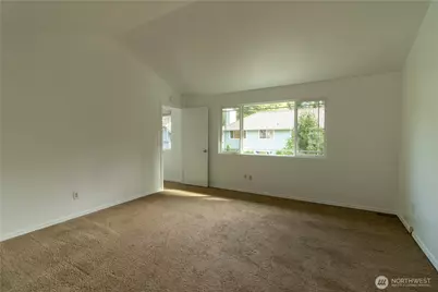 7648 Oak Park Place NW, Bremerton, WA 98311 - Photo 17