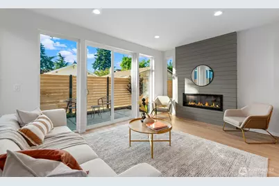 725 N 88th Street #C, Seattle, WA 98103 - Photo 9