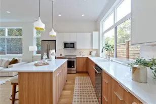 717 15th Ave, Seattle, WA 98122 - Photo 7