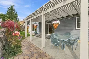 394 Lars Ln, Wenatchee, WA 98801 - Photo 7