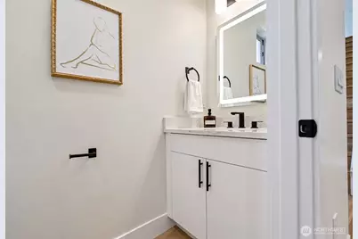 5608 31st Avenue SW, Seattle, WA 98126 - Photo 9