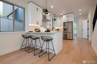 5608 31st Avenue SW, Seattle, WA 98126 - Photo 5