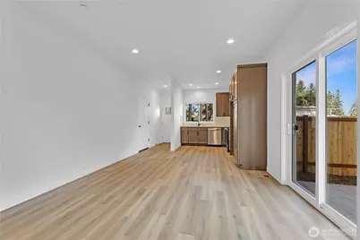 7018 Wetmore Avenue #A, Everett, WA 98203 - Photo 5