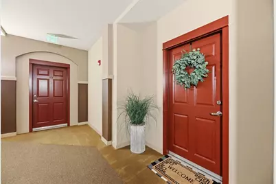 5600 Harbour Pointe Blvd #2-107, Mukilteo, WA 98275 - Photo 3