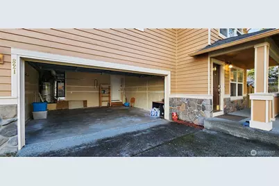 821 233rd Place NE, Sammamish, WA 98074 - Photo 5