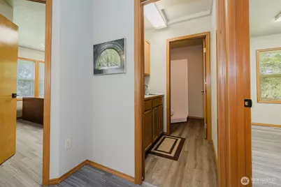 908 Bertha Avenue, Bremerton, WA 98312 - Photo 13