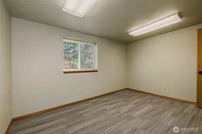 908 Bertha Avenue, Bremerton, WA 98312 - Photo 29