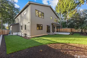 1020 107th Ave SE, Bellevue, WA 98004 - Photo 35