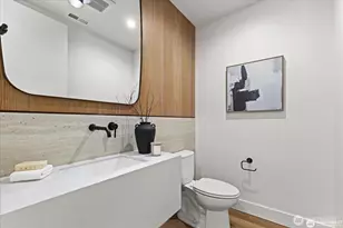 1020 107th Ave SE, Bellevue, WA 98004 - Photo 15
