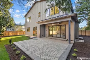 1020 107th Ave SE, Bellevue, WA 98004 - Photo 33