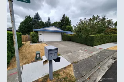 1708 SE 16th Place, Renton, WA 98055 - Photo 3