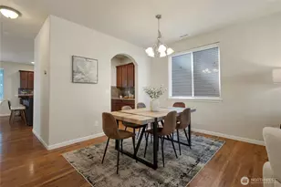9806 198th St E, Graham, WA 98338 - Photo 5