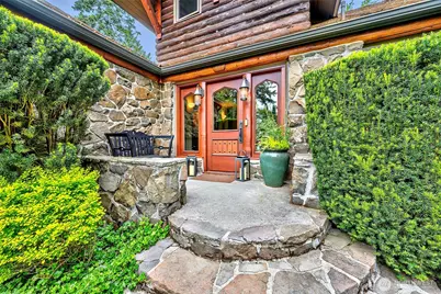 17410 44th Avenue NE, Lake Forest Park, WA 98155 - Photo 3