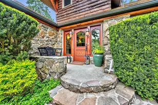 17410 44th Ave NE, Lake Forest Park, WA 98155 - Photo 3