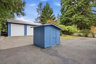 22304 39th Ave W, Mountlake Terrace, WA 98043 - Photo 23