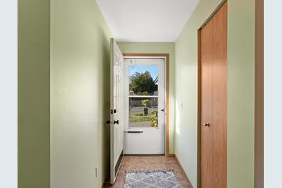 8205 50th Avenue NE, Marysville, WA 98270 - Photo 5