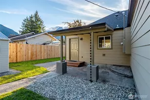 910 Madison Ave, Darrington, WA 98241 - Photo 35