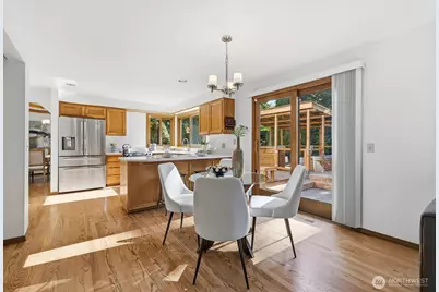 10827 NE 183rd Court, Bothell, WA 98011 - Photo 13