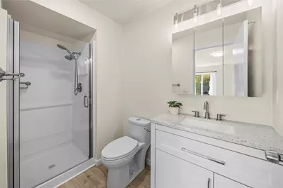 17431 Ambaum Boulevard S #D9, Burien, WA 98148 - Photo 23