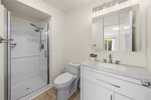 17431 Ambaum Blvd S, Burien, WA 98148 - Photo 23
