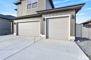 563 S Oasis Loop, East Wenatchee, WA 98802 - Photo 3
