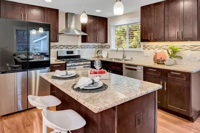 10118 NE 198th Place, Bothell, WA 98011 - Photo 3
