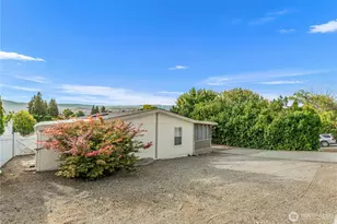 1644 8th St NE, East Wenatchee, WA 98802 - Photo 37
