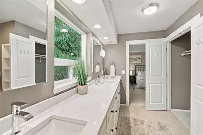 9526 4th Avenue NE, Seattle, WA 98115 - Photo 17