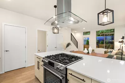 8370 Loyal  Way NW #C, Seattle, WA 98117 - Photo 11