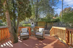 4237 2nd Ave NE, Seattle, WA 98105 - Photo 29