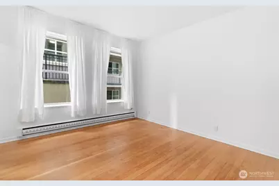 7 Harrison Street #26, Seattle, WA 98109 - Photo 17