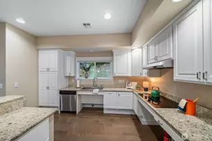 10209 438th St Ct E, Eatonville, WA 98328 - Photo 7