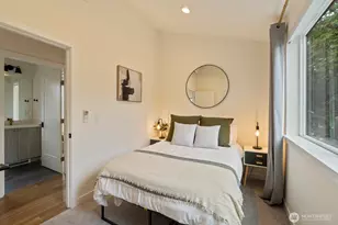 7507 Latona Ave NE, Seattle, WA 98115 - Photo 19