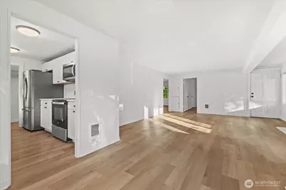 20037 15th Avenue NE, Shoreline, WA 98155 - Photo 13