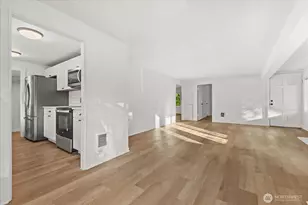 20037 15th Ave NE, Shoreline, WA 98155 - Photo 13