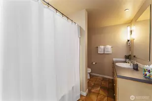2220 W Woodin Ave, Chelan, WA 98816 - Photo 19