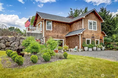 25105 Taka Lane NE #SuiteB, Kingston, WA 98346 - Photo 3