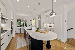 941 W McGraw St, Seattle, WA 98119 - Photo 23