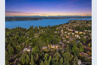 9009 45th Avenue NE, Seattle, WA 98115 - Photo 39