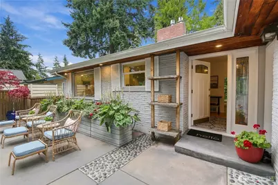 8515 27th Avenue NE, Seattle, WA 98115 - Photo 1