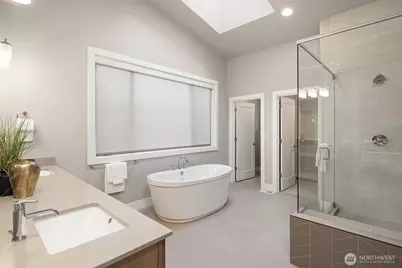 2483 242nd Place NE, Sammamish, WA 98074 - Photo 21