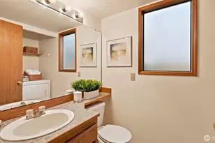 24243 SE 43rd Ct, Sammamish, WA 98029 - Photo 5