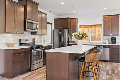 2744 S 120th Place, Burien, WA 98168 - Photo 9