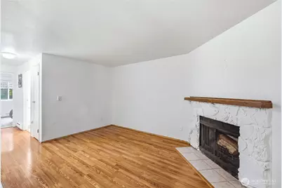 17521 118th Avenue SE #A10, Renton, WA 98058 - Photo 7