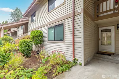 17521 118th Avenue SE #A10, Renton, WA 98058 - Photo 3