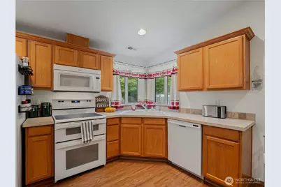 14220 50th Avenue E, Tacoma, WA 98446 - Photo 9