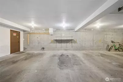2028 Waverly Place N #102, Seattle, WA 98109 - Photo 15