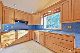 2841 SW 342nd St, Federal Way, WA 98023 - Photo 9