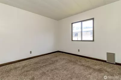 15218 50th Street E #40, Sumner, WA 98390 - Photo 29