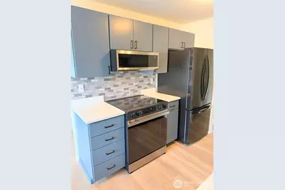 7021 Sand Point Way NE #B310, Seattle, WA 98115 - Photo 5